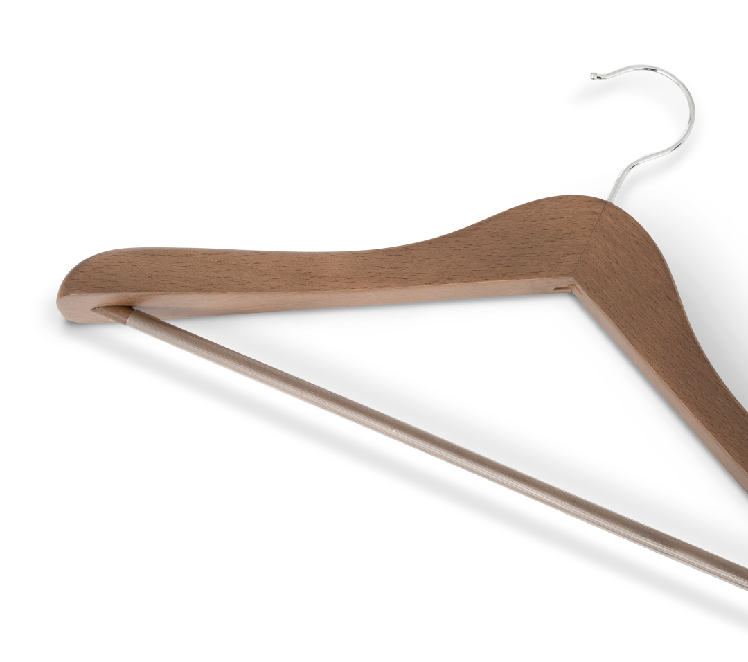 Extra breiter Kleiderbügel mit Stange & Haken | Walnuss