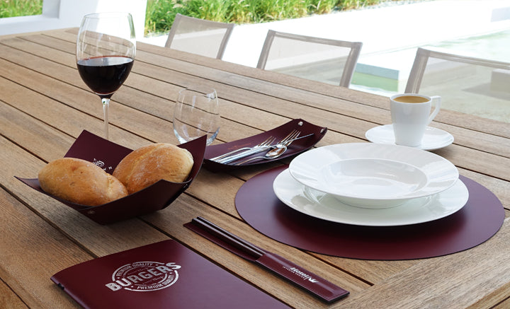 Körbchen aus imprägniertem Leder