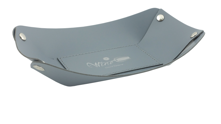 Besteckkorb gefaltet mit Druckknopfverschluss