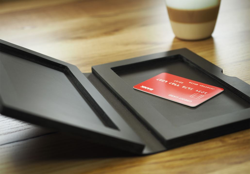 Rechnungsetui mit Magnetverschluss