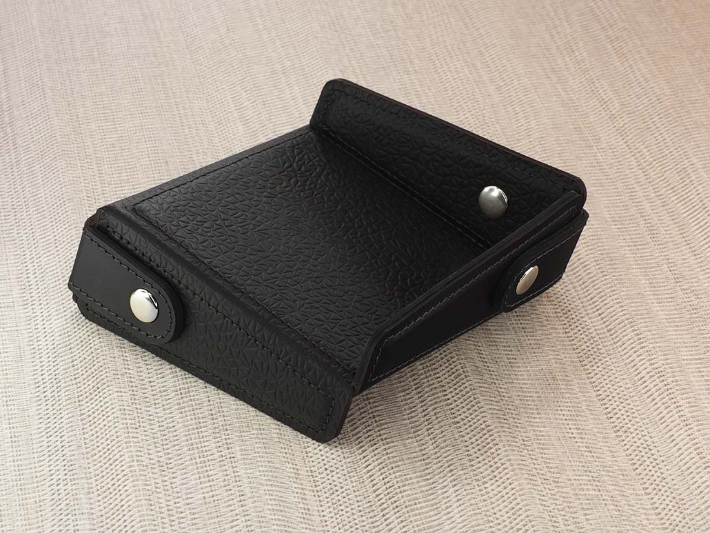 Haftnotizen-Box aus recyceltem Leder