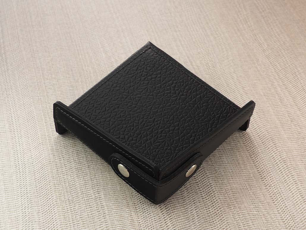 Haftnotizen-Box aus recyceltem Leder