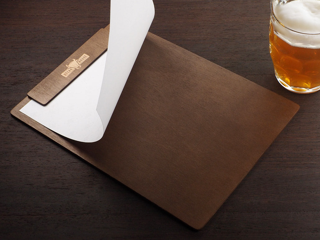 Menükarte A4 aus Birkensperrholz