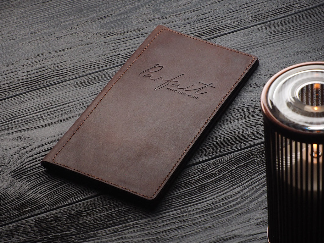 Leder-Rechnungsetui mit Stifthalter