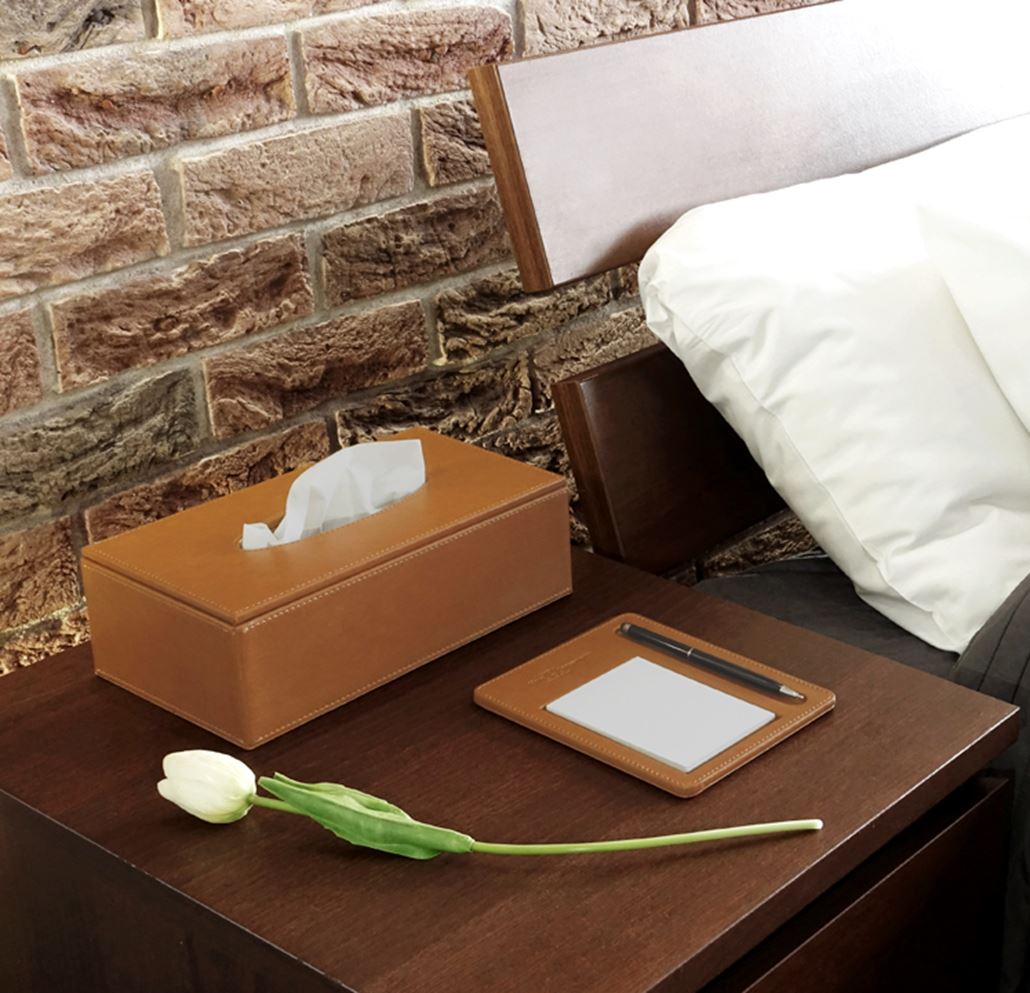 Taschentuch-Box aus Holz & Leder