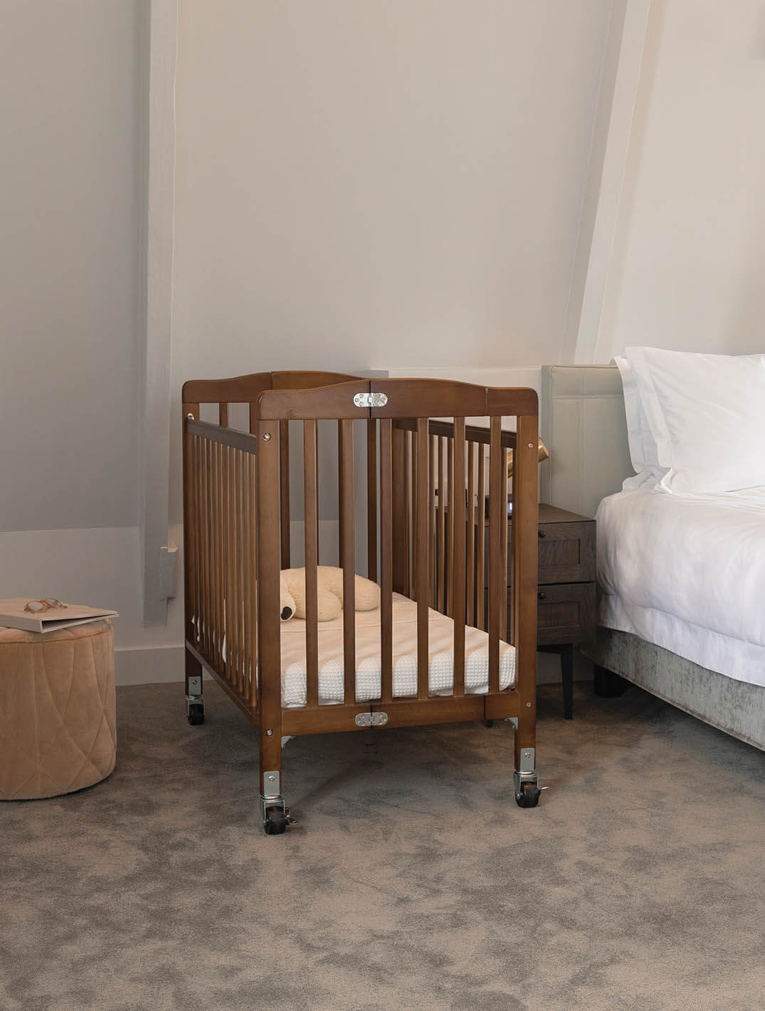 Limea baby crib Mahogany