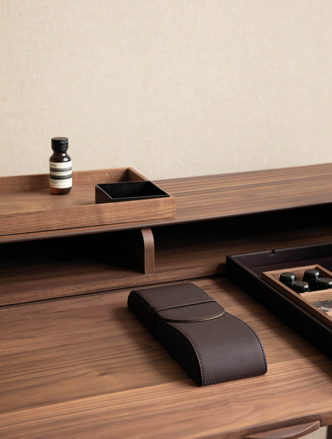 Sindara Remote control holder Classic