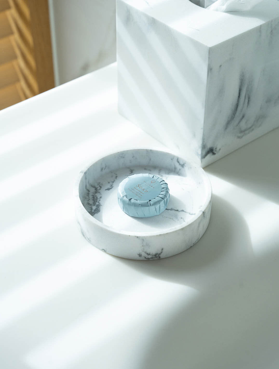 Ibu Amenity tray S White Marble
