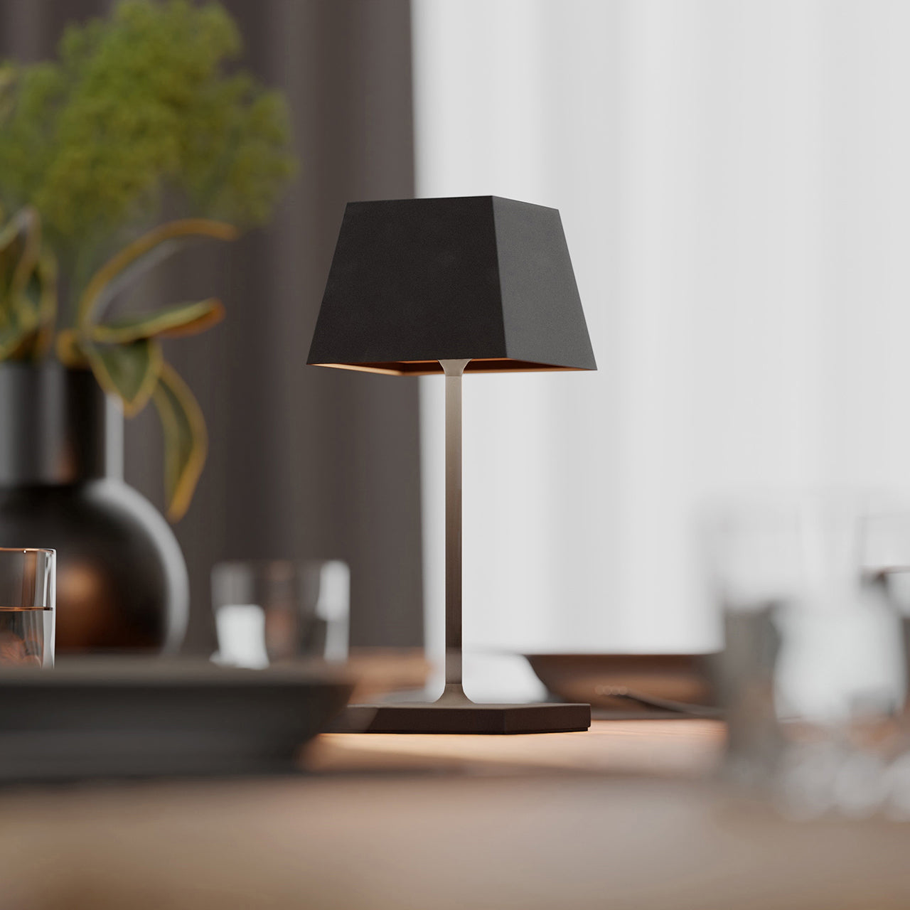 Akku-Tischleuchte Nuindie mini 250mm nachtschwarz