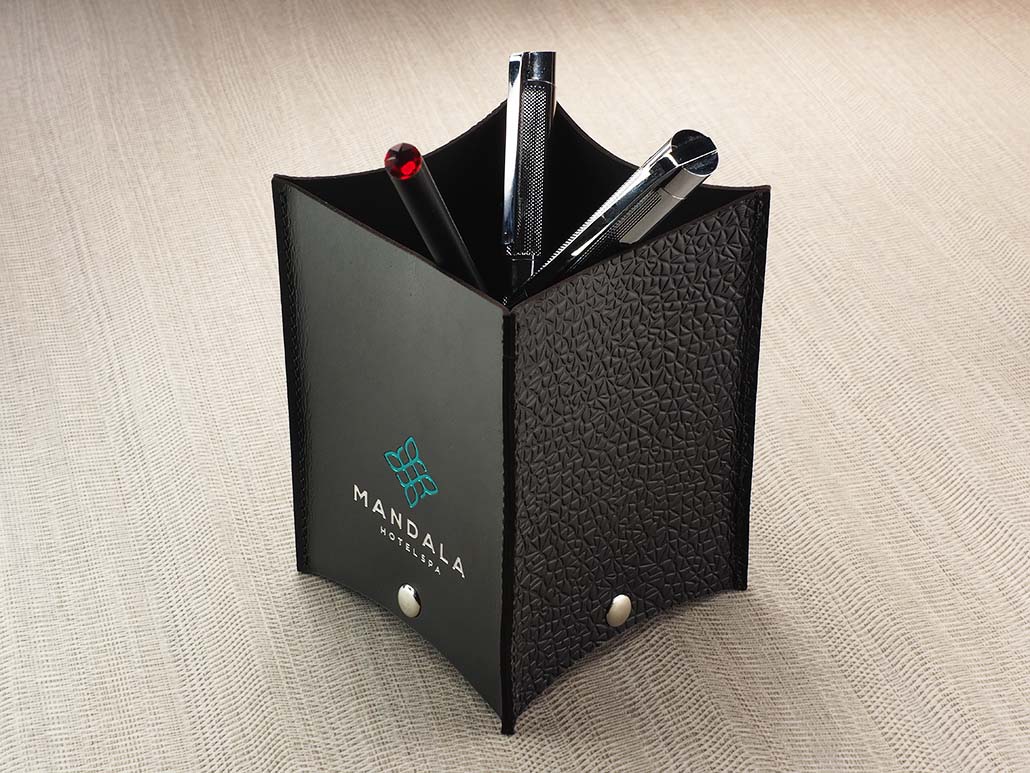 Pen holder 1659281