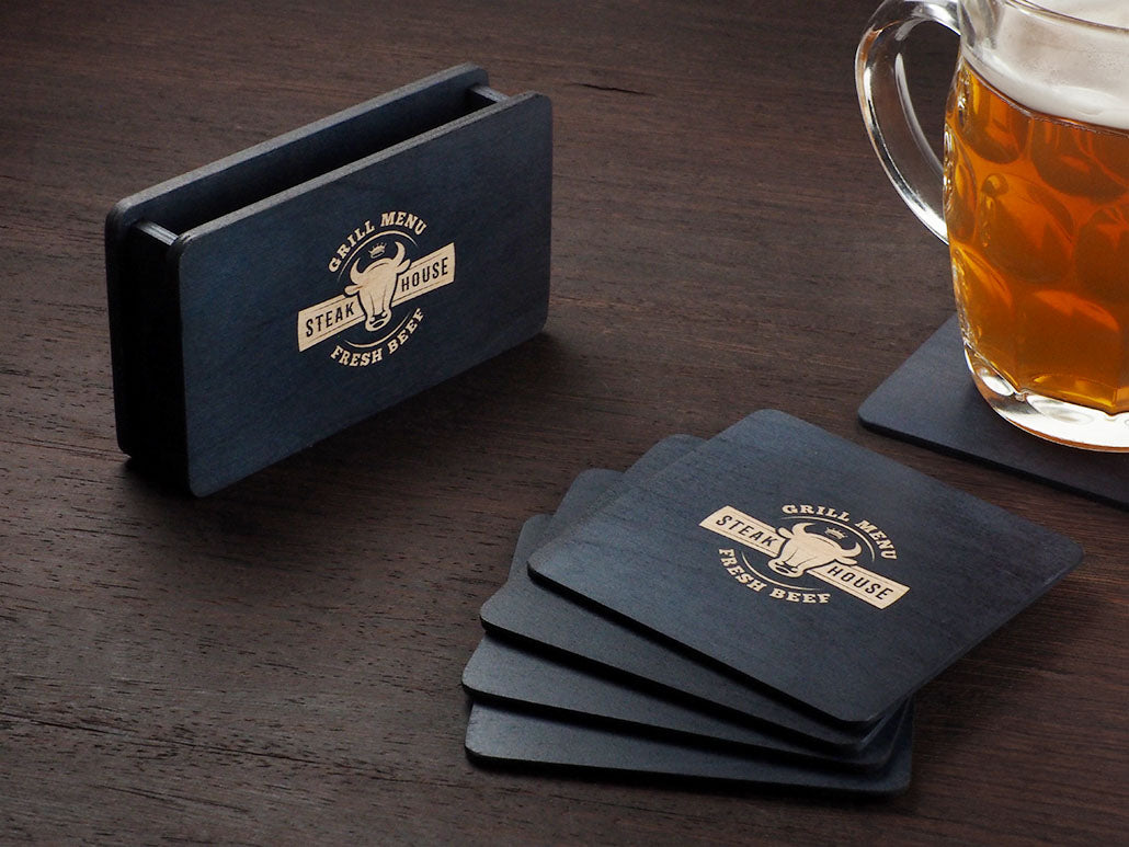 Wooden box with 4 coasters 1871121